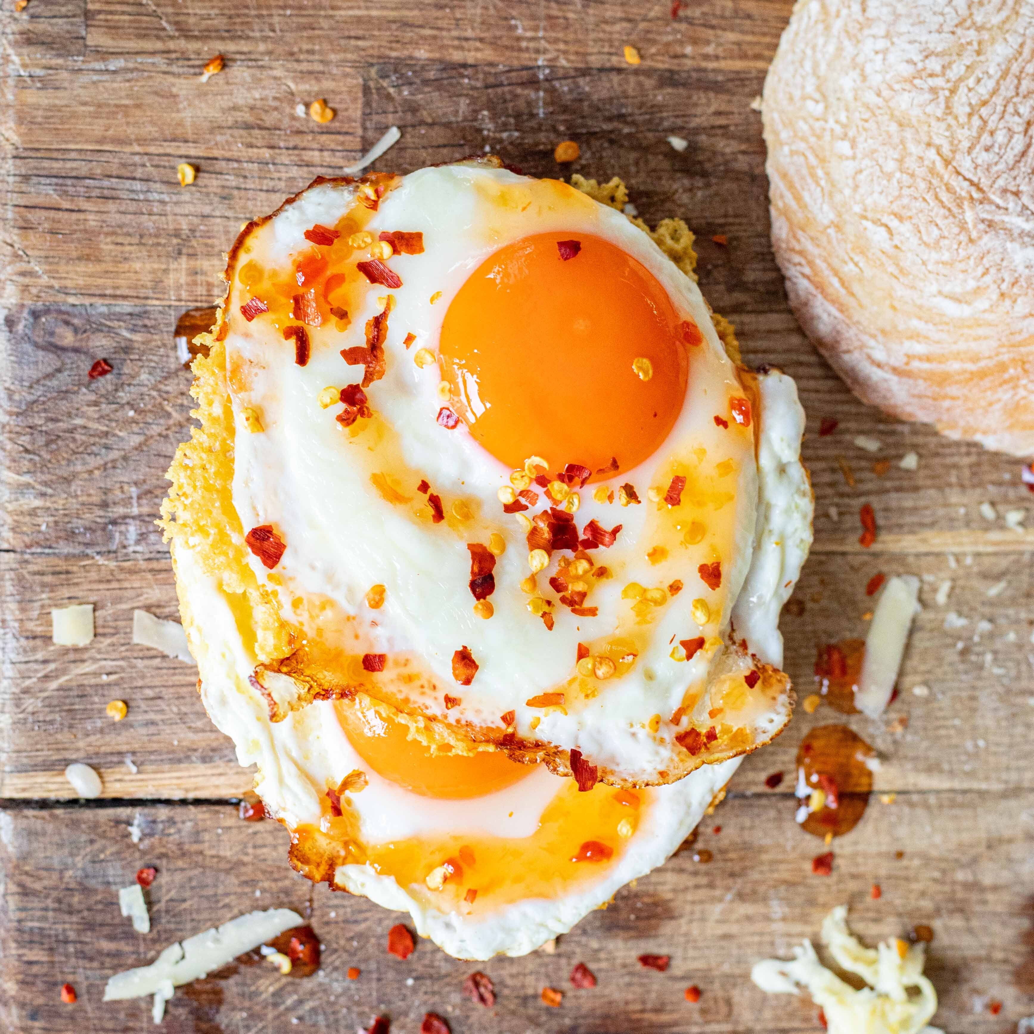 Chilli Egg SANDWICH