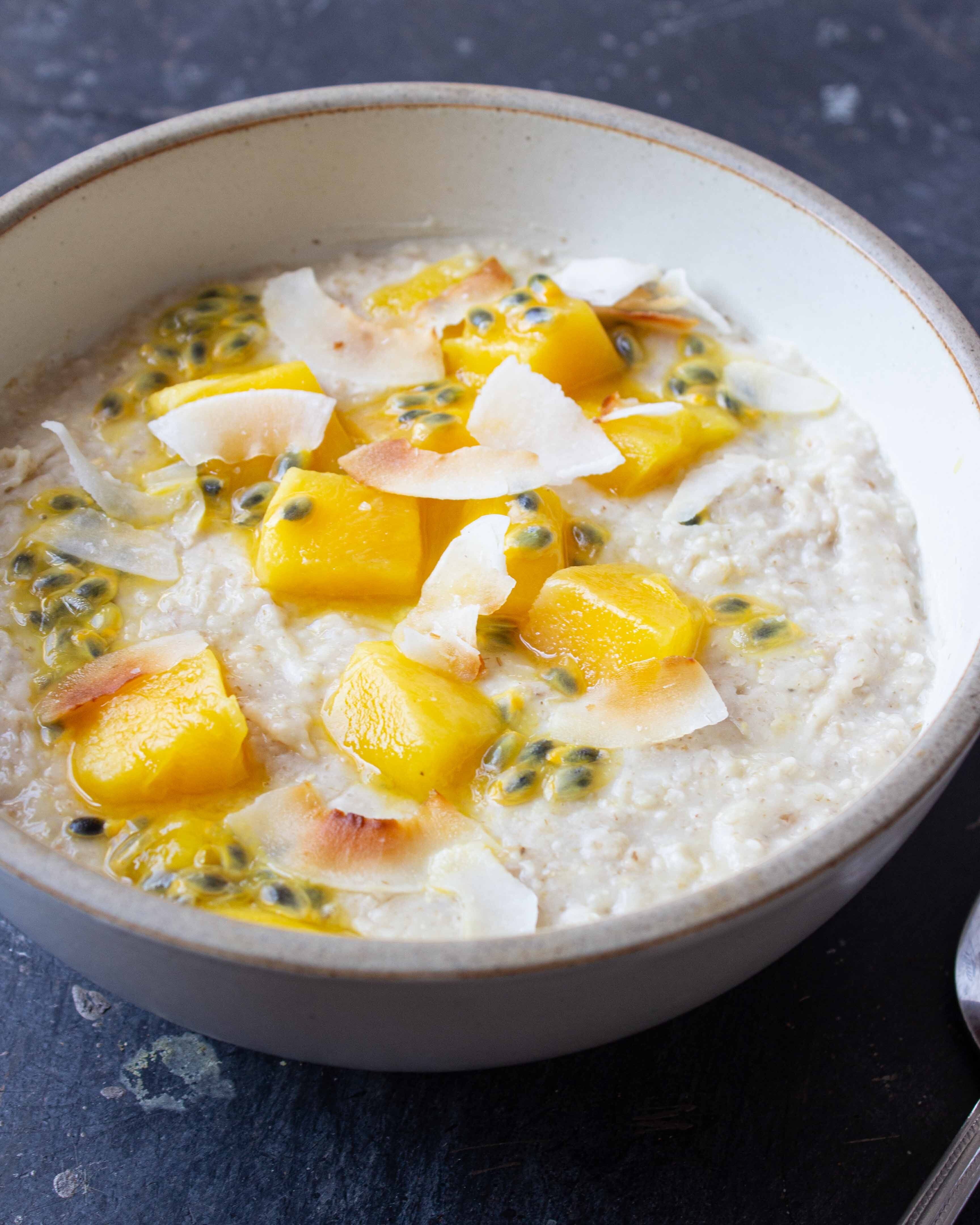 Quaker mango coconut porridge no packshot