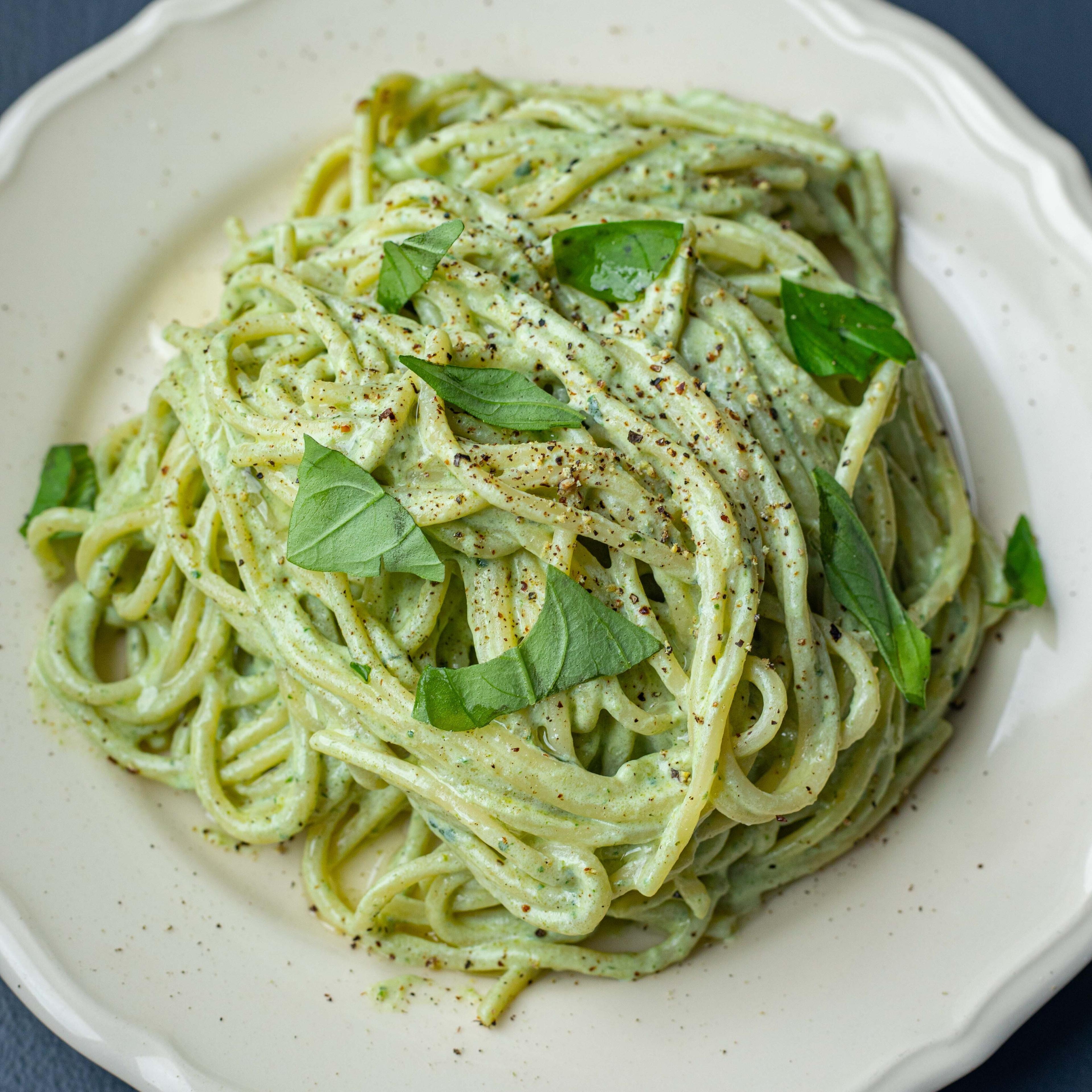 Creamy Basil and Ricotta Spaghetti