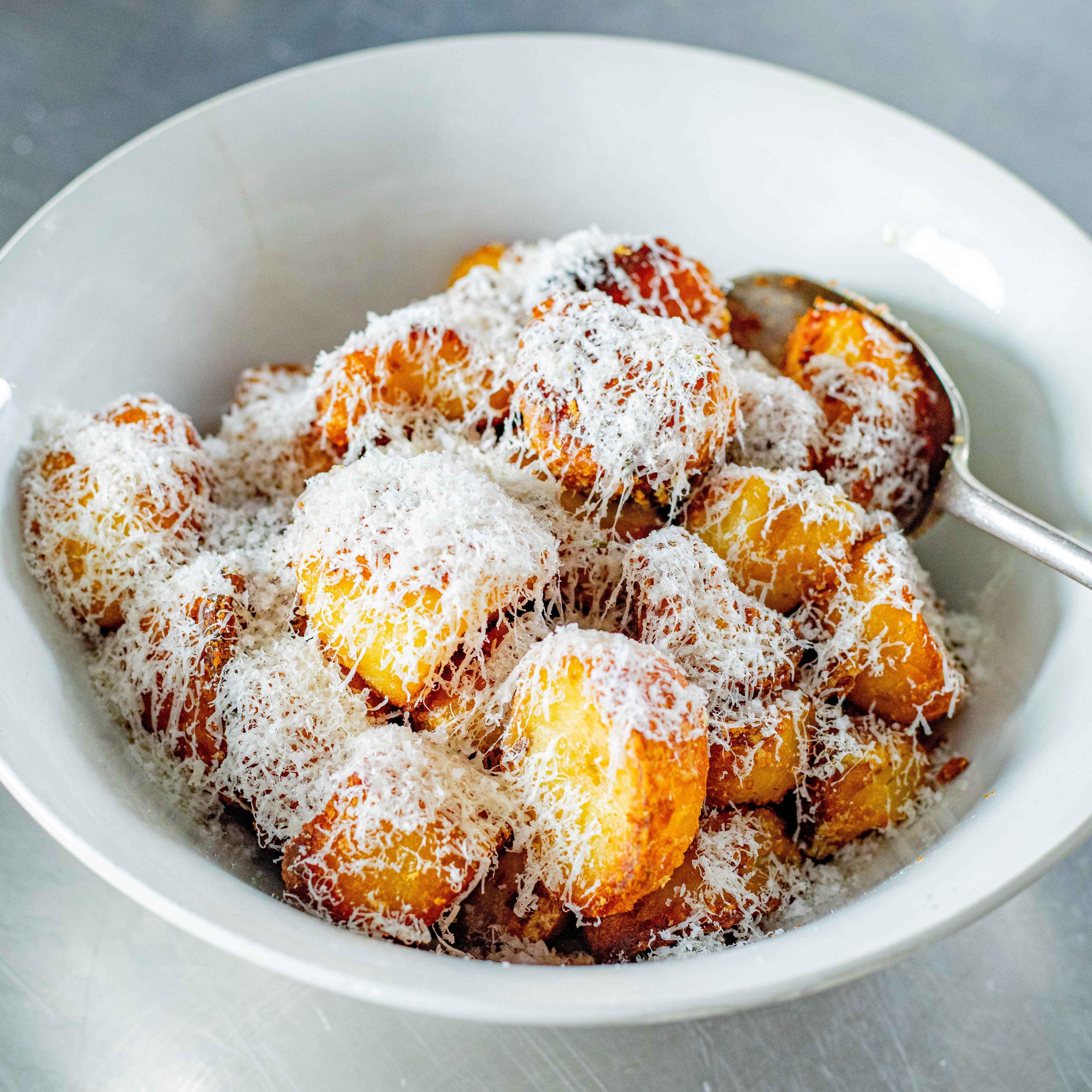 Garlic Parmesan Roast Potatoes