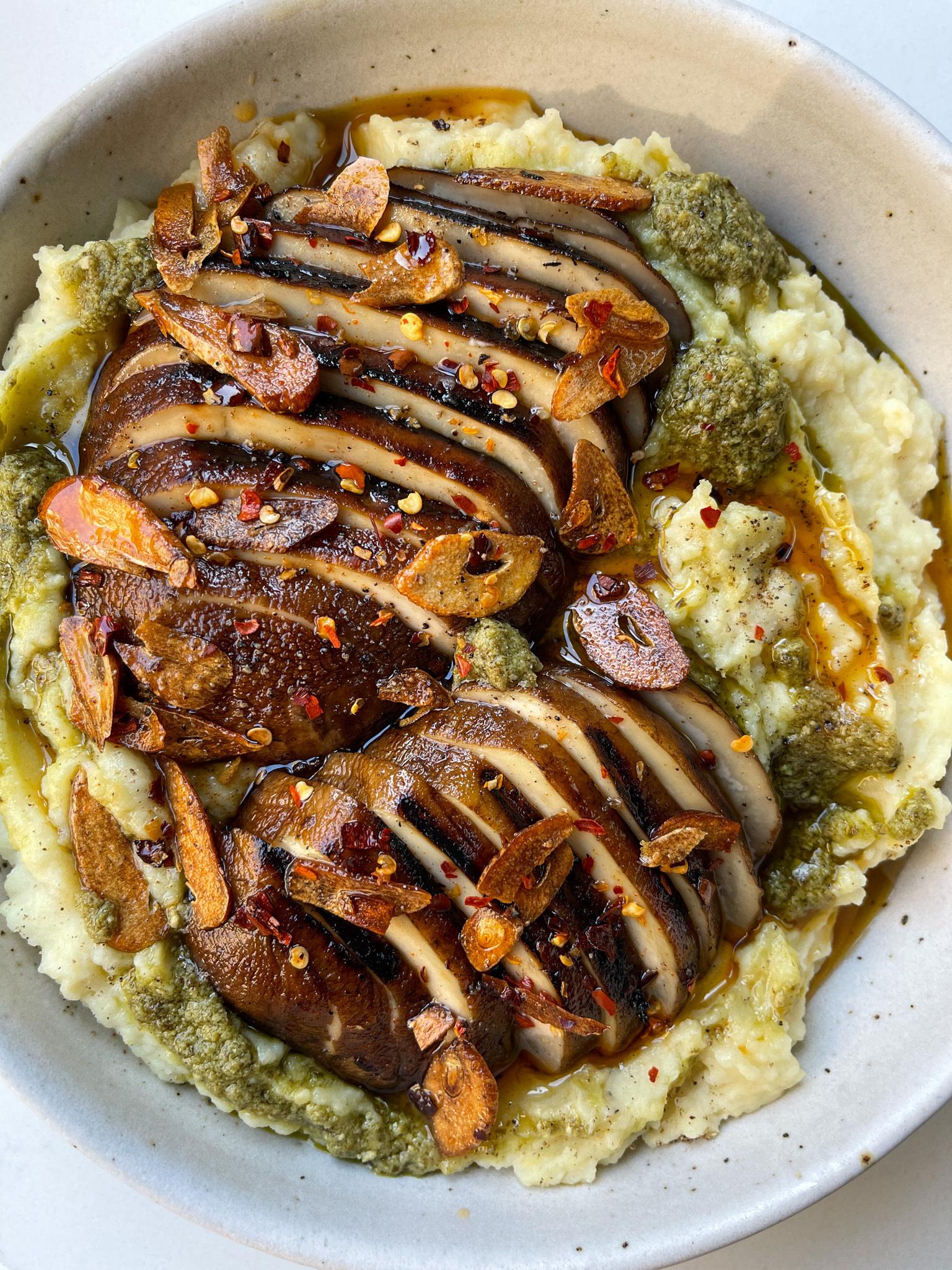 Portobello And Hummus Mash With Crispy Garlic