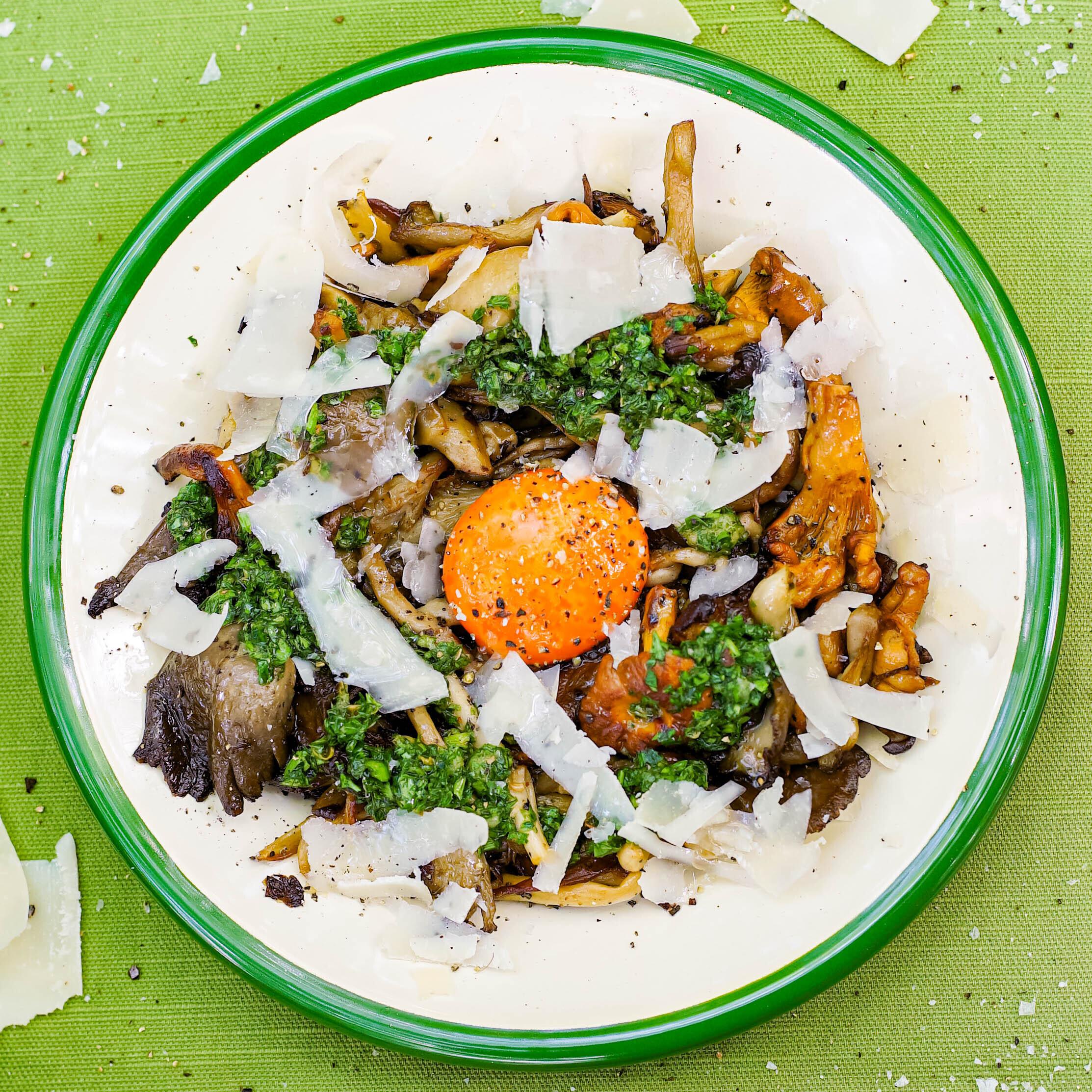 Garlic Butter Mushrooms With Salsa Verde