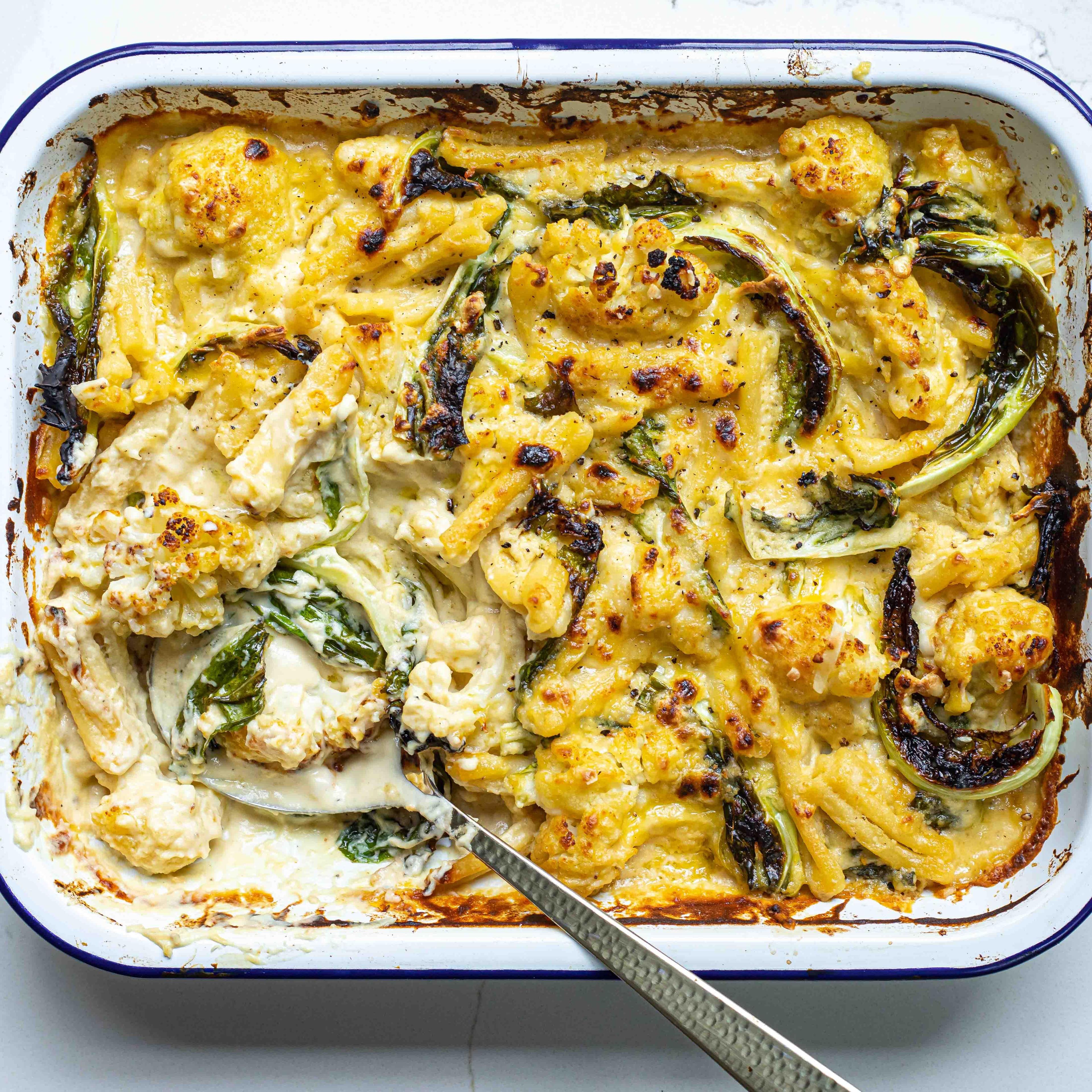 Creamy Vegan Cauliflower Pasta Bake