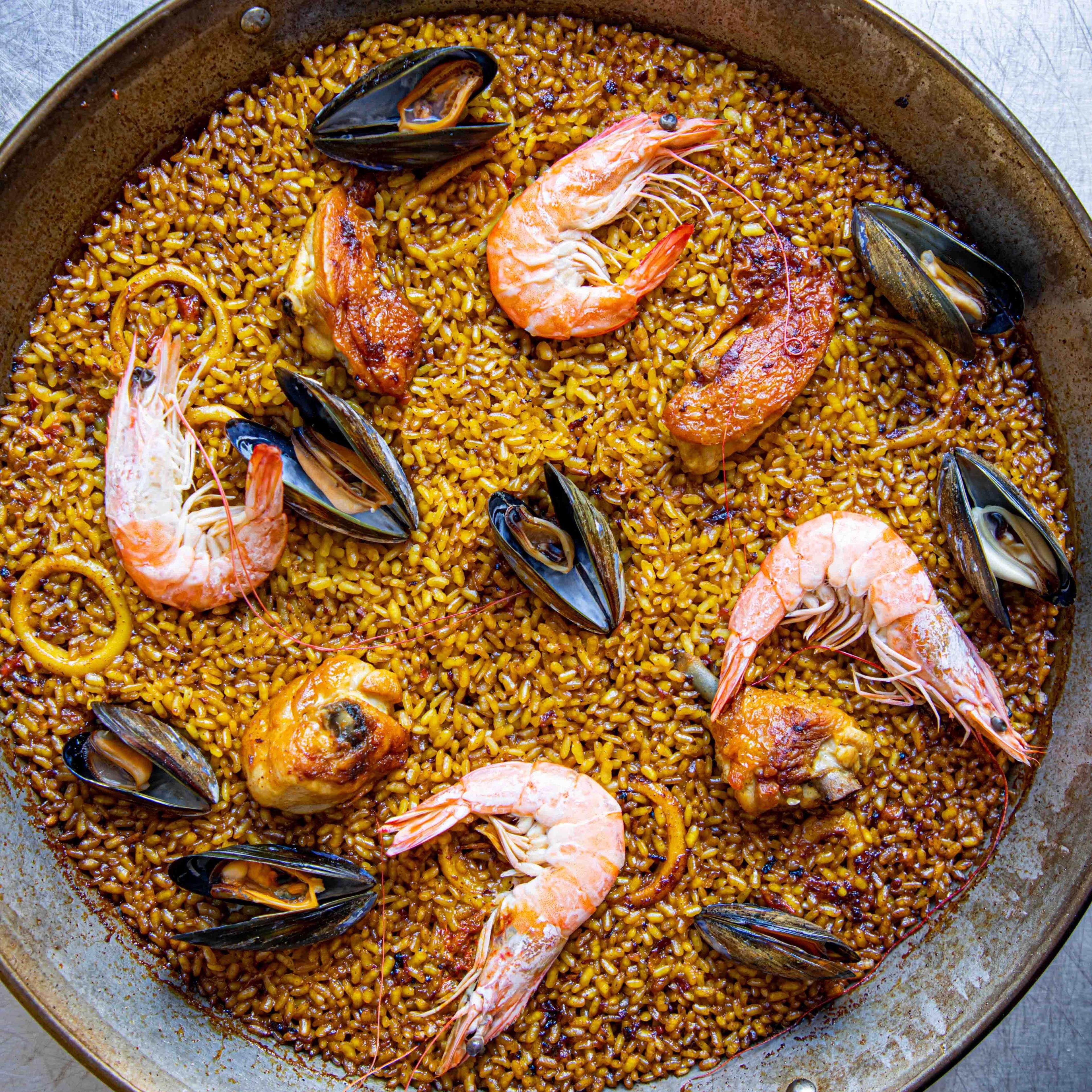 Paella Mixta