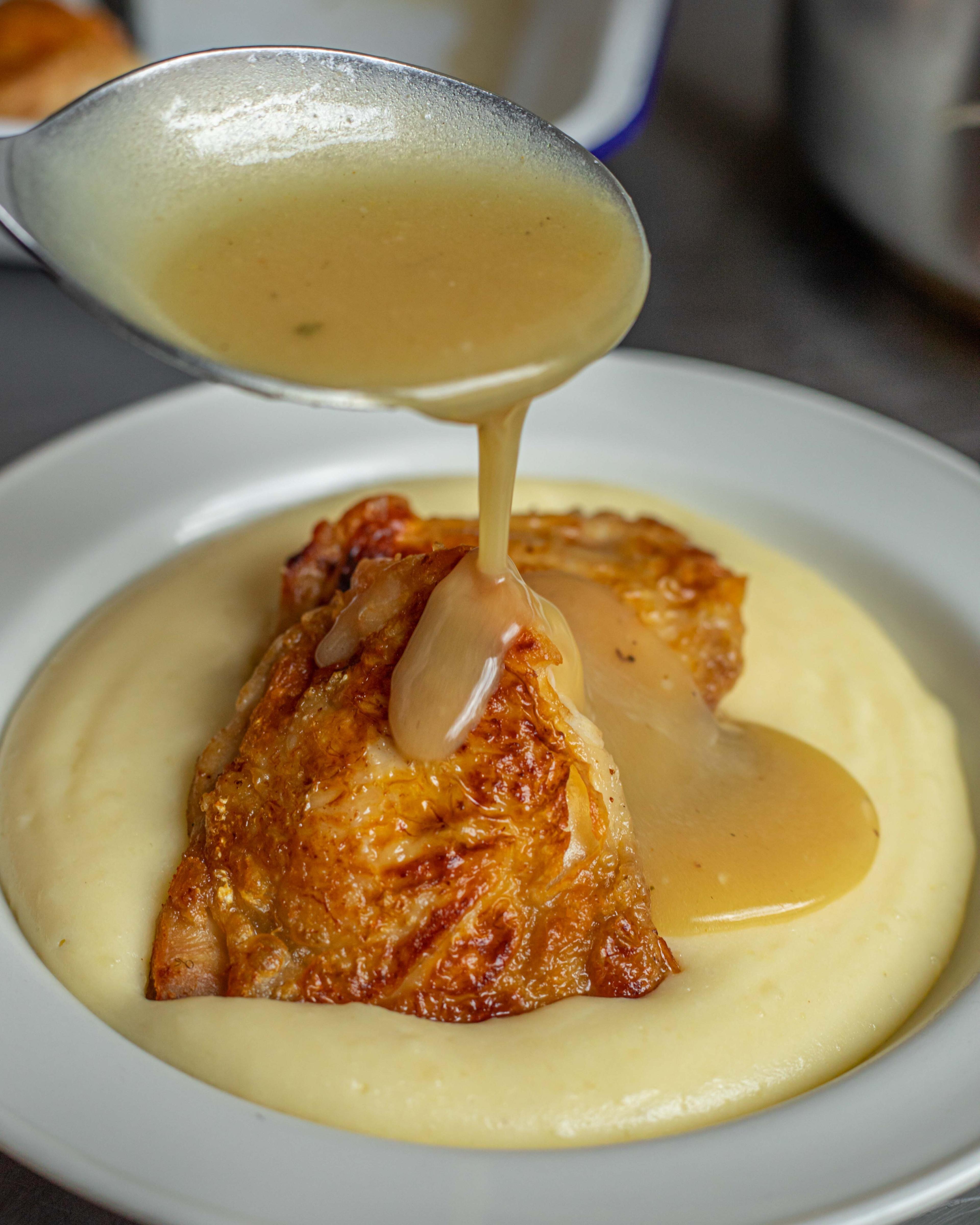 Aligot with Crispy Chicken Thighs