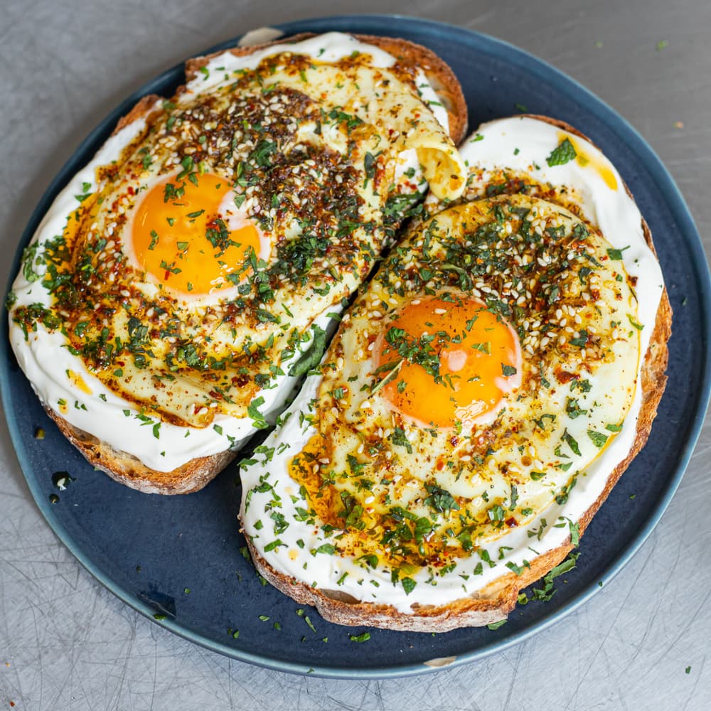 Fried Eggs with Yoghurt and Zaatar