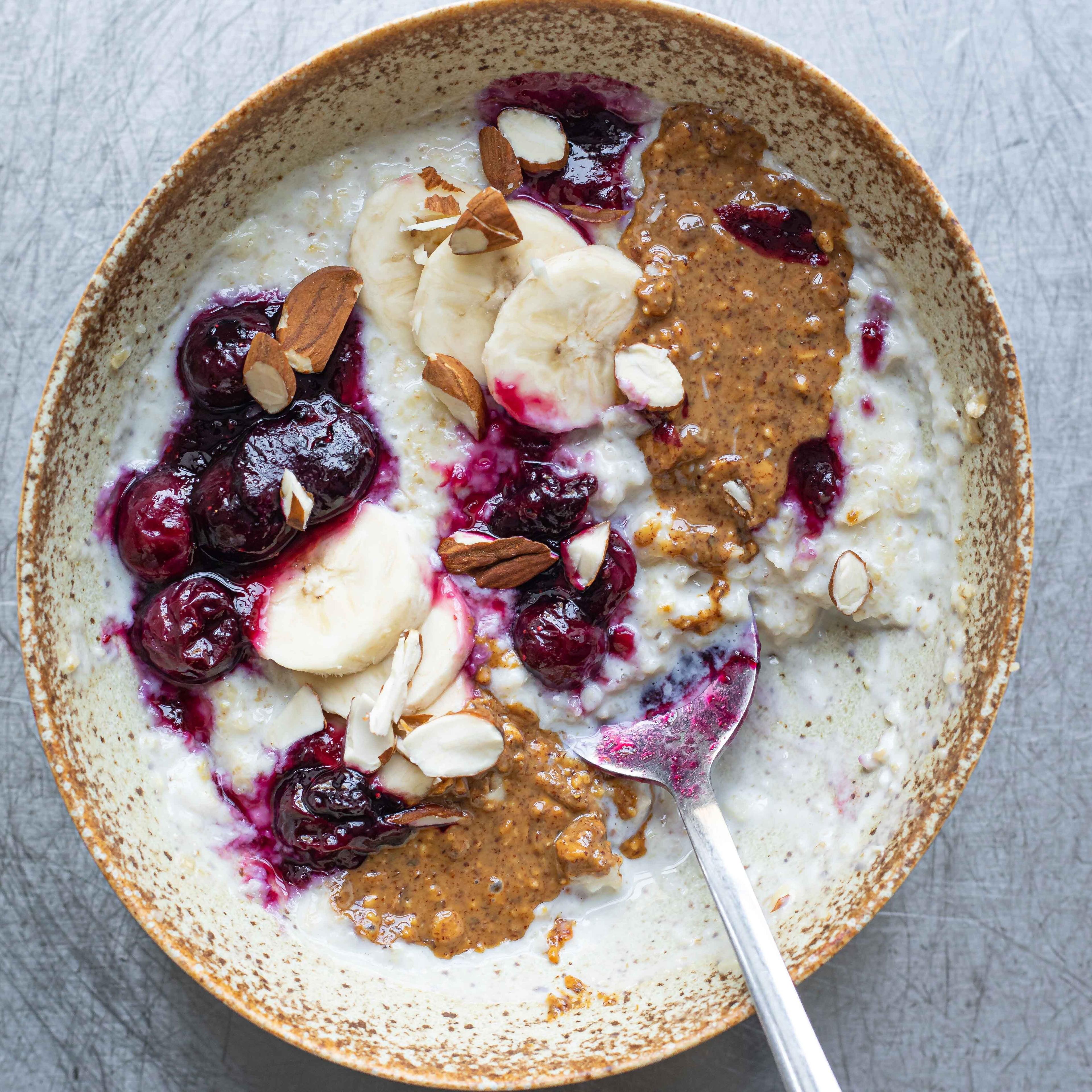 Apple & Blueberry Quaker Oats With Almond Butter & Banana