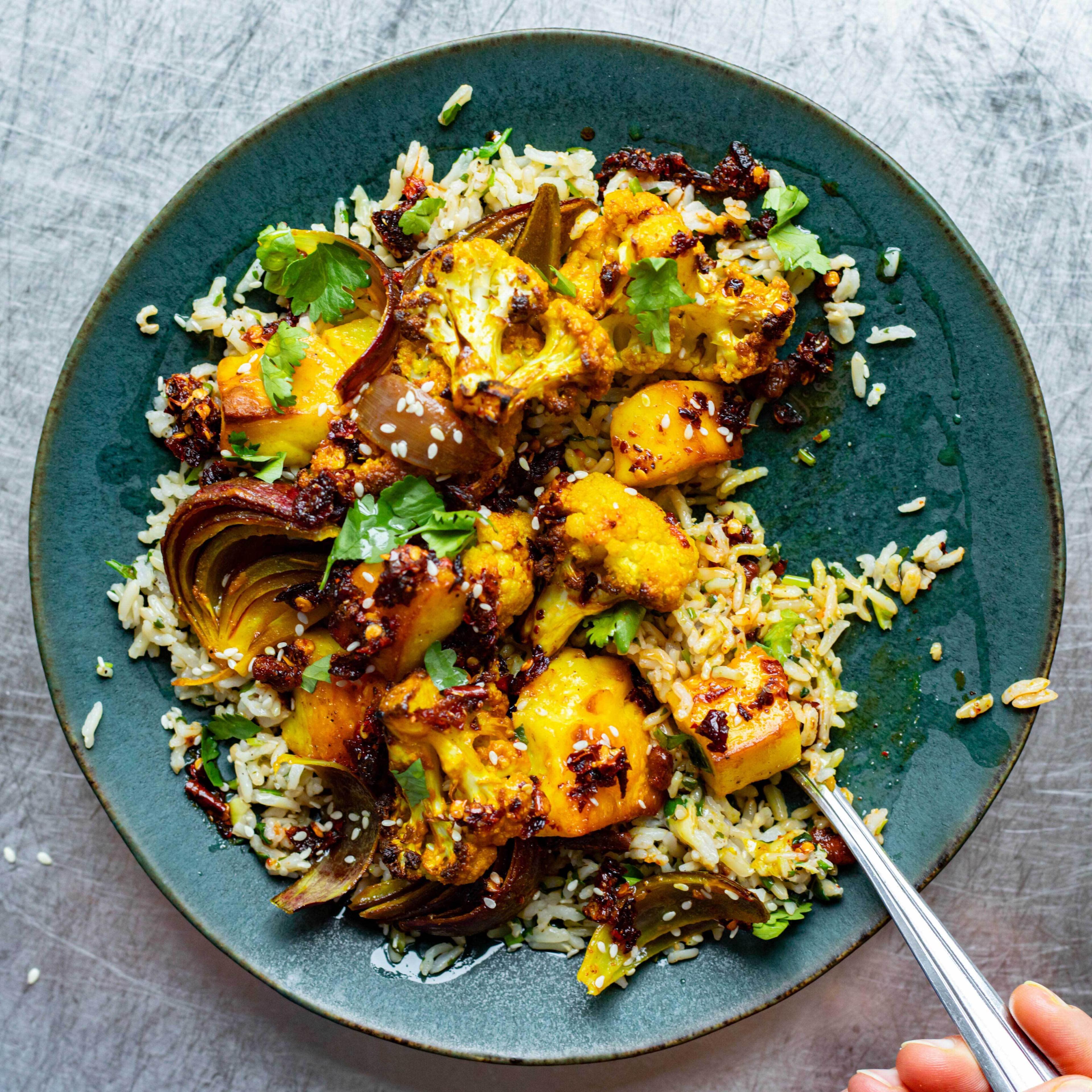 Turmeric Cauliflower Rice Bowl