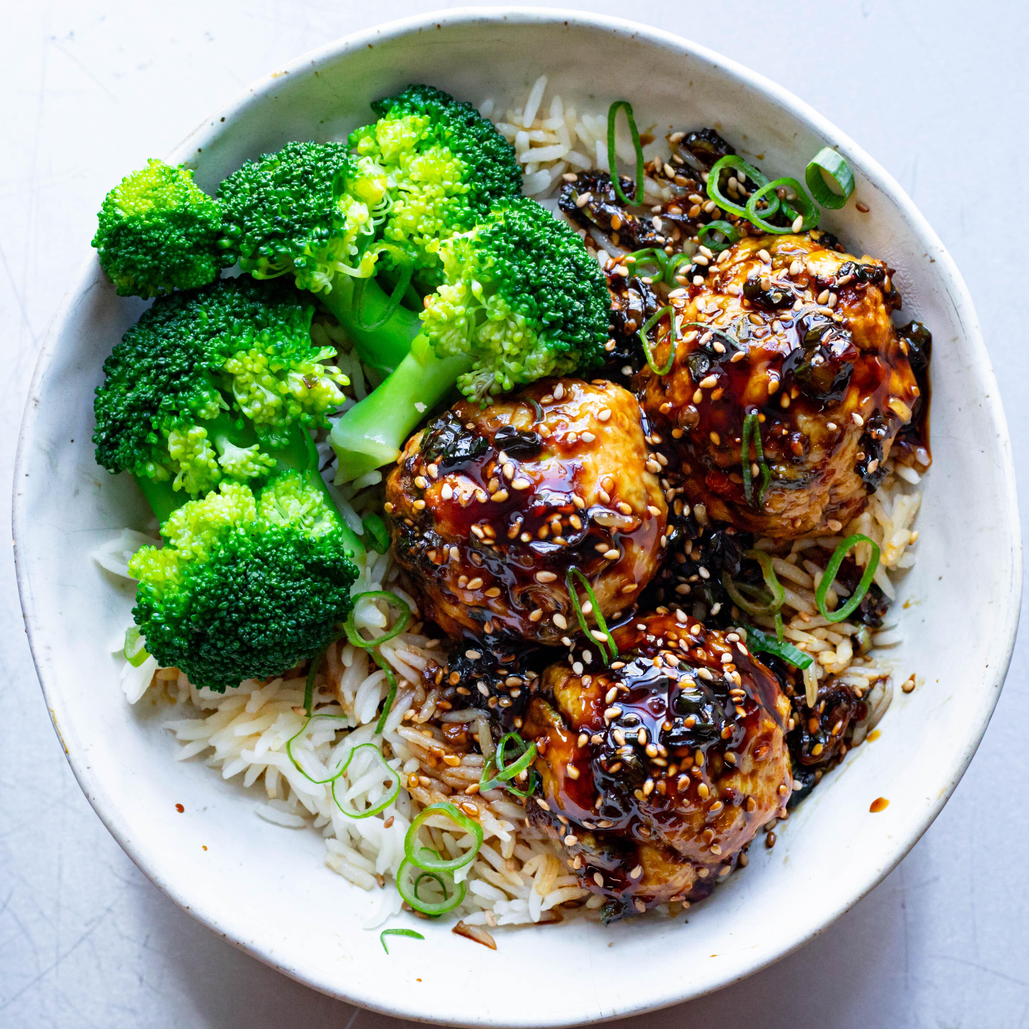 Sticky Sesame Chicken Meatballs