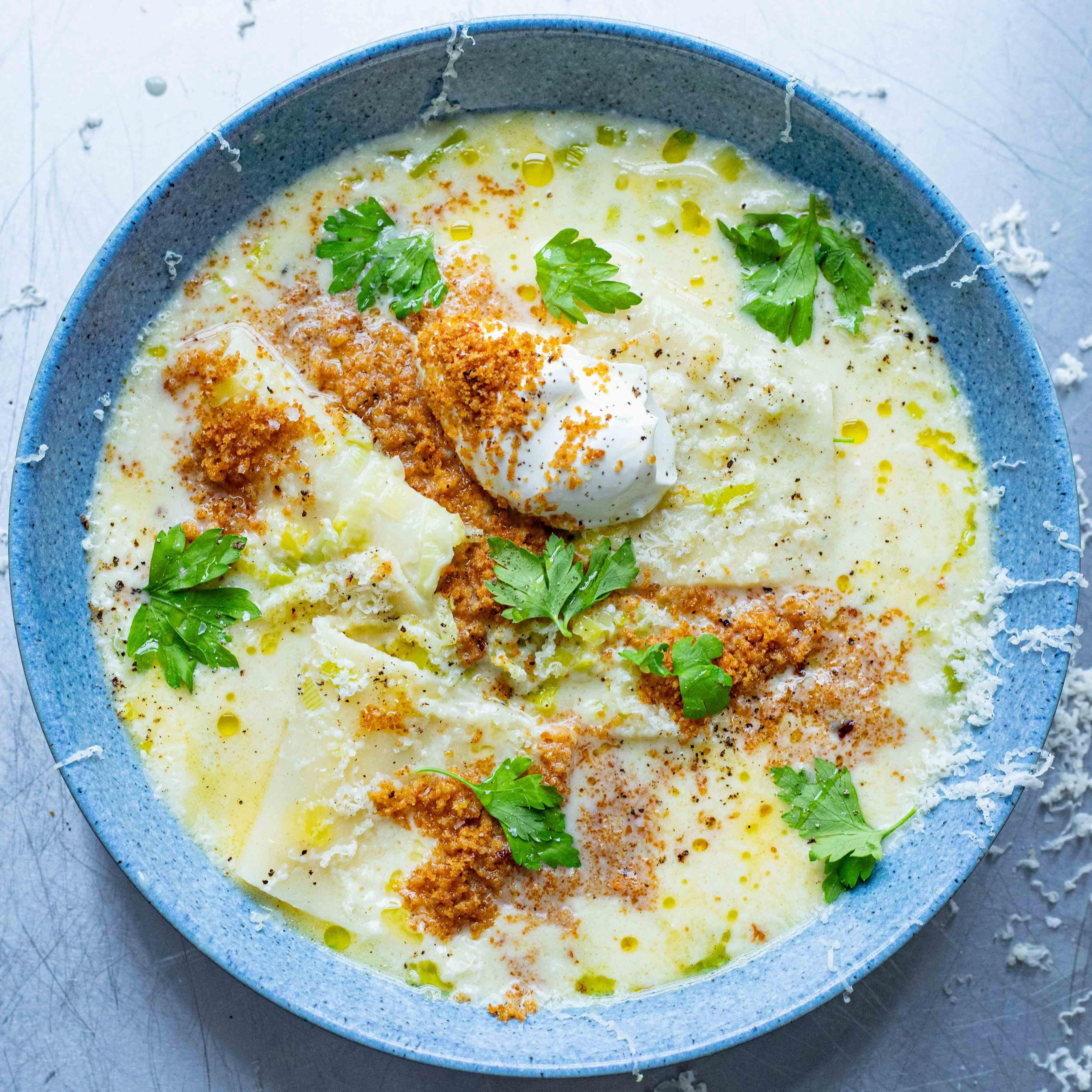 Cheesy Leek Lasagne Soup